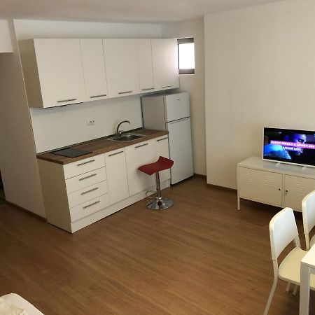 Aparthotel Elly ポモリエ エクステリア 写真