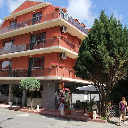 Aparthotel Elly ポモリエ エクステリア 写真